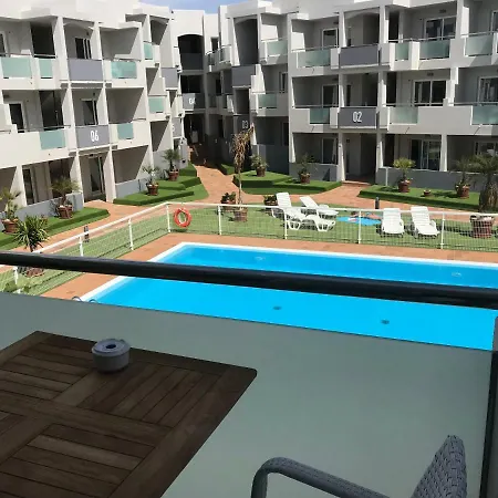 Modern Luxury Коральео